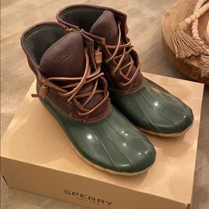 Sperry saltwater duck boots